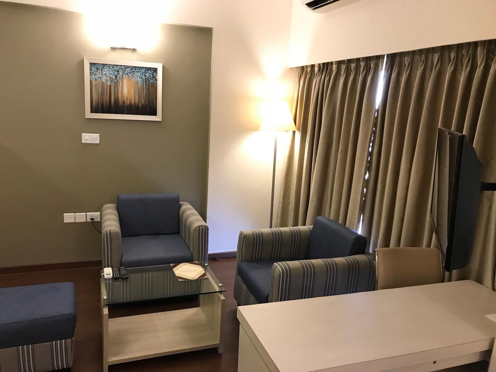 Starlit Suites Bangalore Kammasandra Екстериор снимка