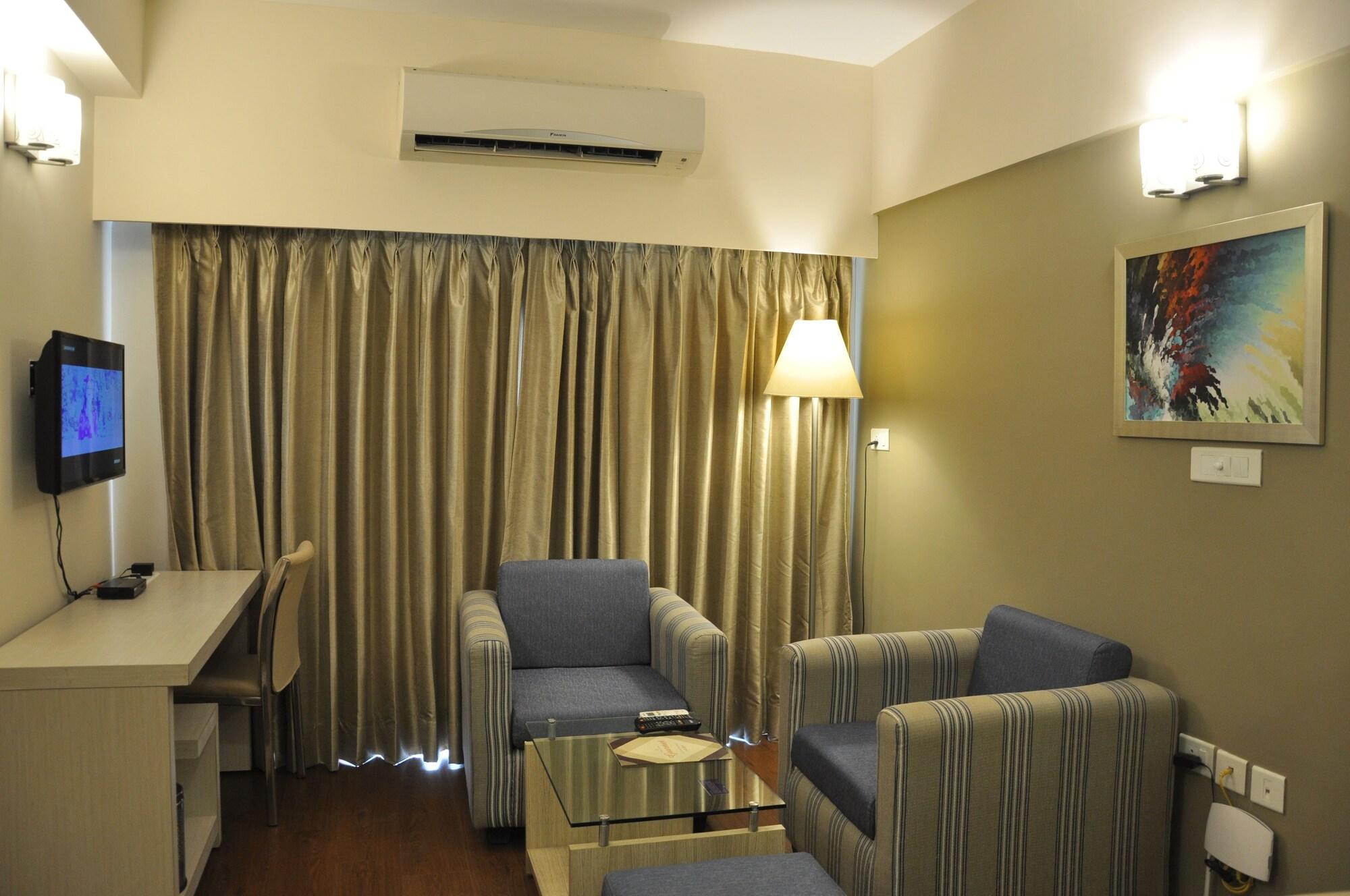 Starlit Suites Bangalore Kammasandra Екстериор снимка