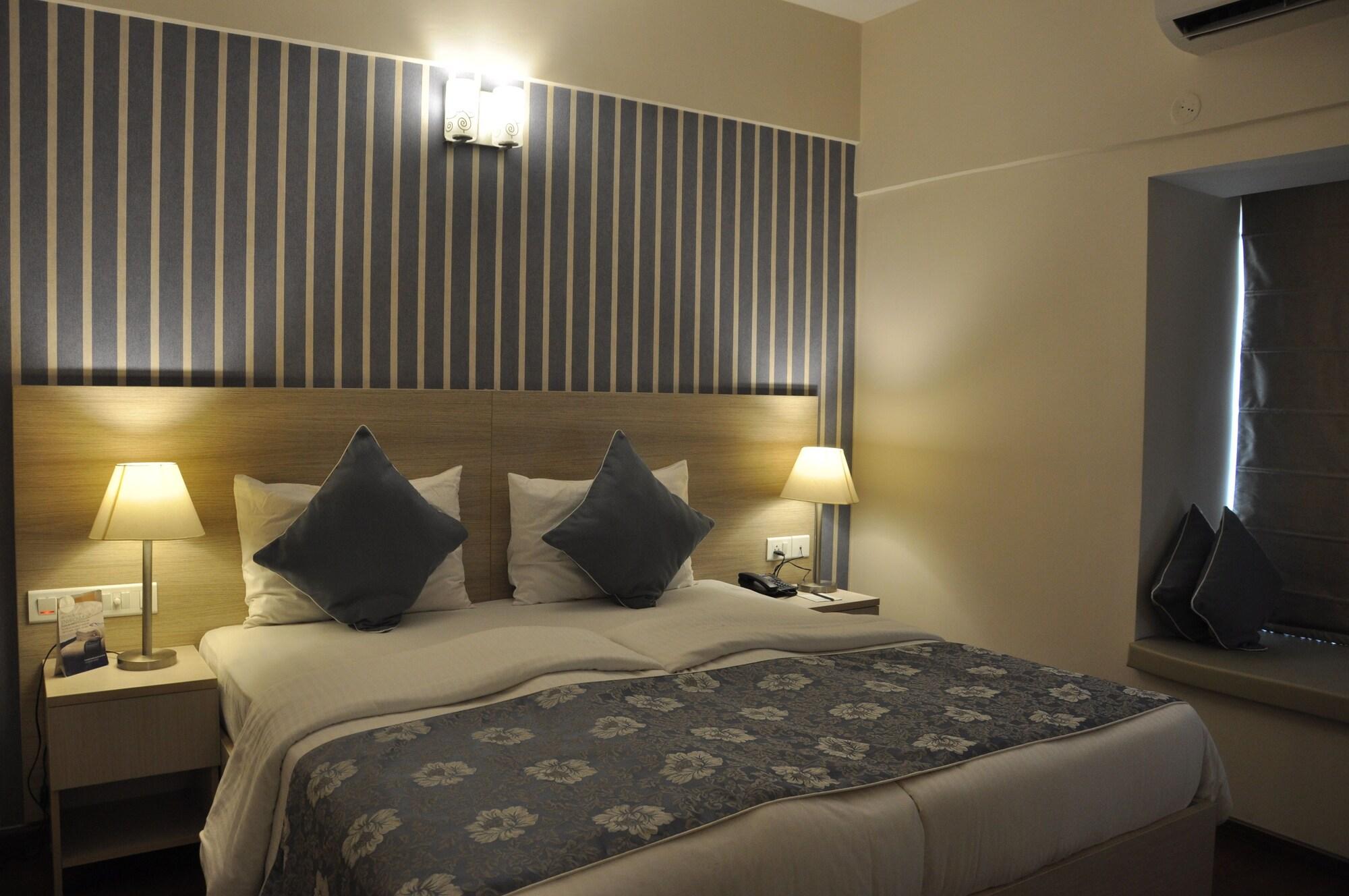 Starlit Suites Bangalore Kammasandra Екстериор снимка