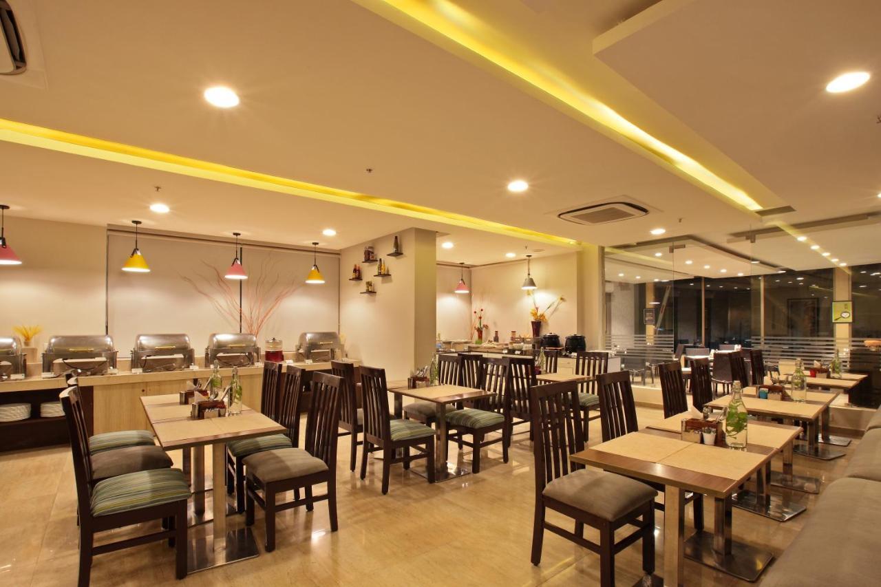 Starlit Suites Bangalore Kammasandra Екстериор снимка