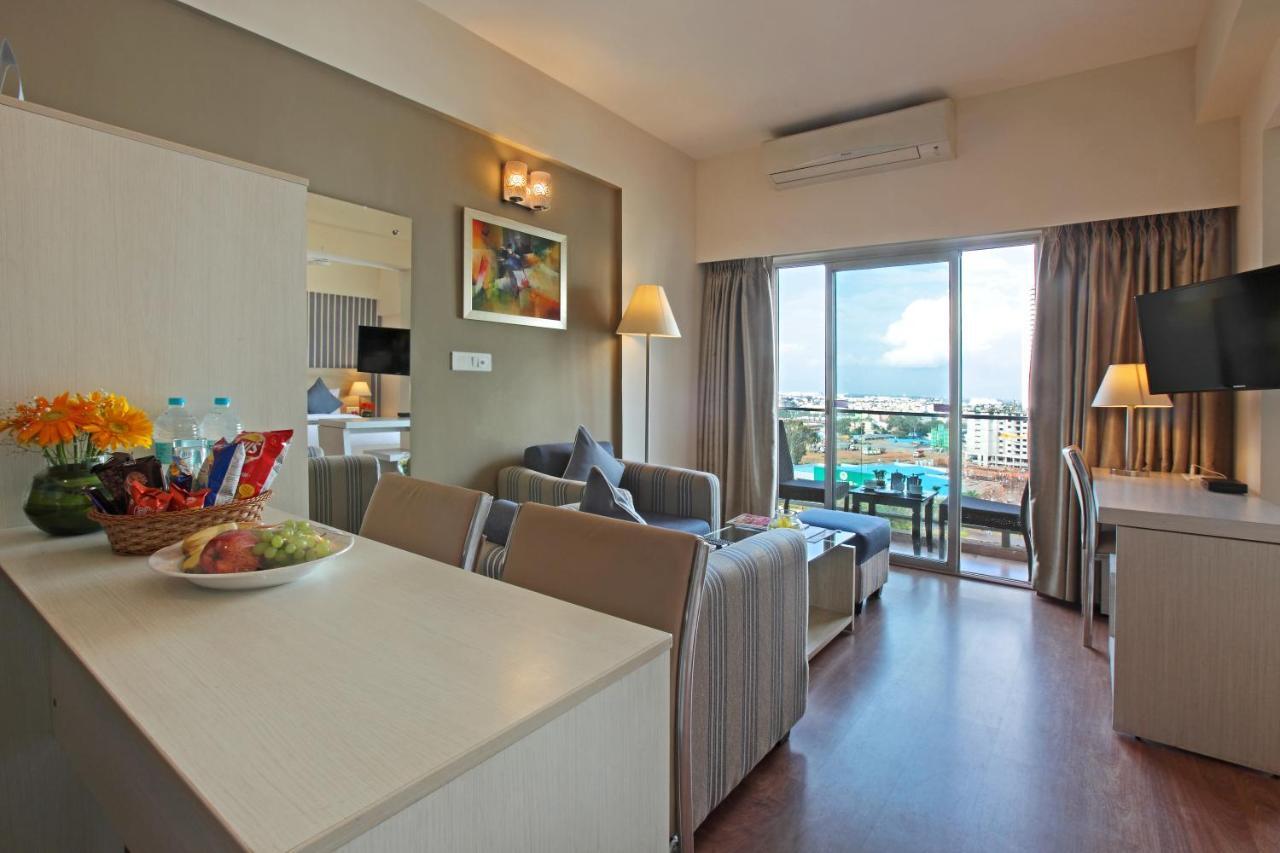 Starlit Suites Bangalore Kammasandra Екстериор снимка